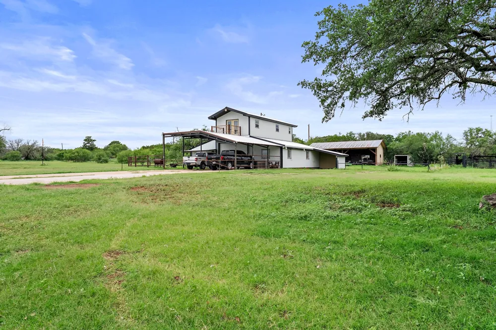 101 Starhorn Road Marble Falls, TX 78654