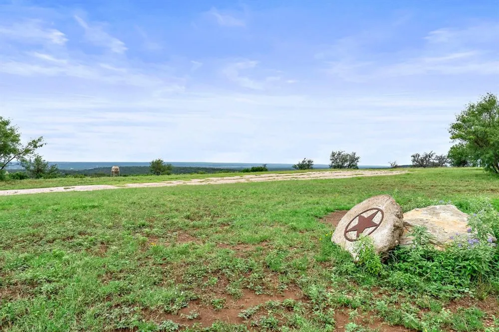 101 Starhorn Road Marble Falls, TX 78654
