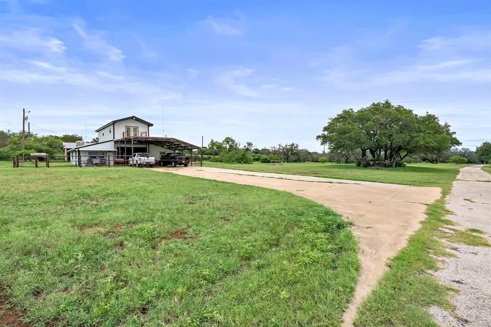 101 Starhorn Road Marble Falls, TX 78654