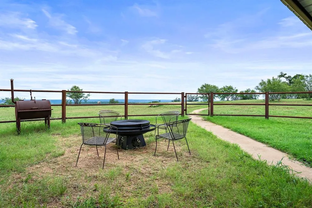 101 Starhorn Road Marble Falls, TX 78654