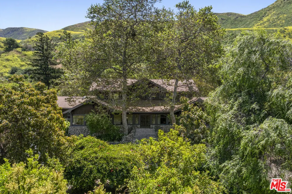 15454 S Mountain Road Santa Paula, CA 93060