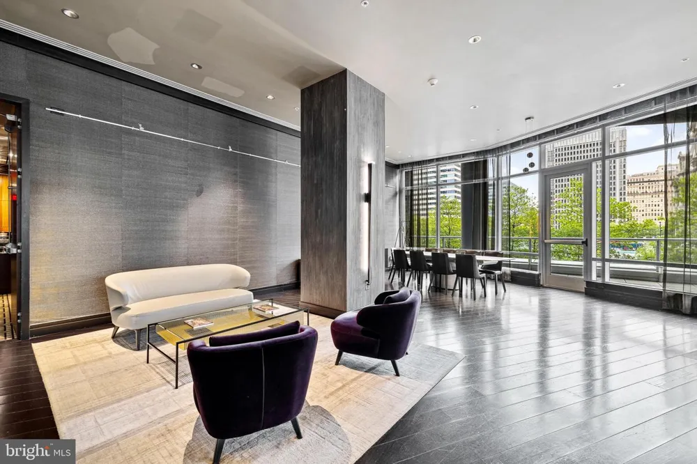 1414 S PENN SQUARE #PH1A Philadelphia, PA 19102