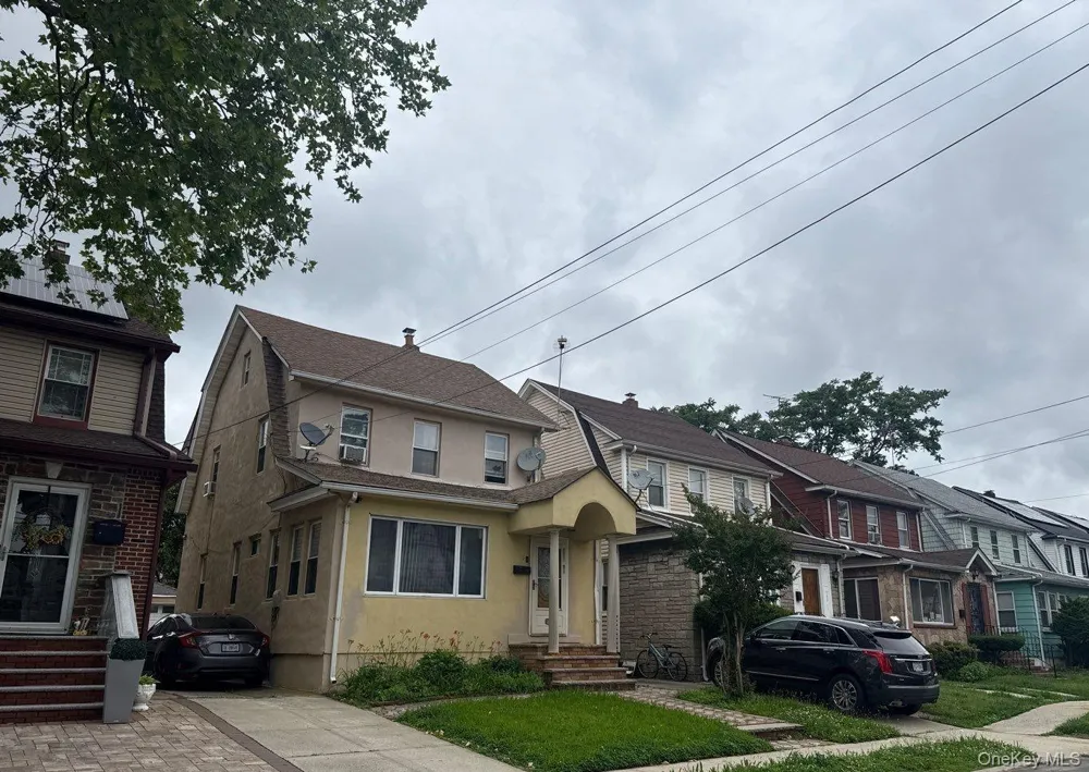 225-09 107th Avenue Queens Village, NY 11429