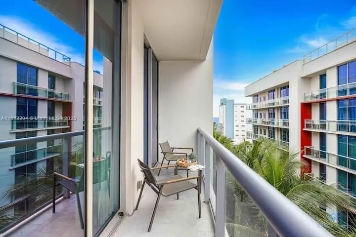 777 Ocean Dr #N521 Hollywood, FL 33019
