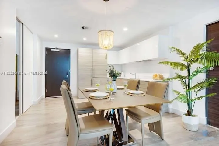 777 Ocean Dr #N521 Hollywood, FL 33019