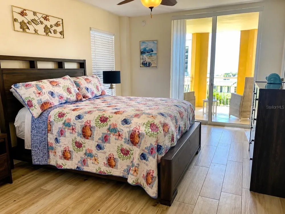 5353 GULF BOULEVARD #A401 St Pete Beach, FL 33706