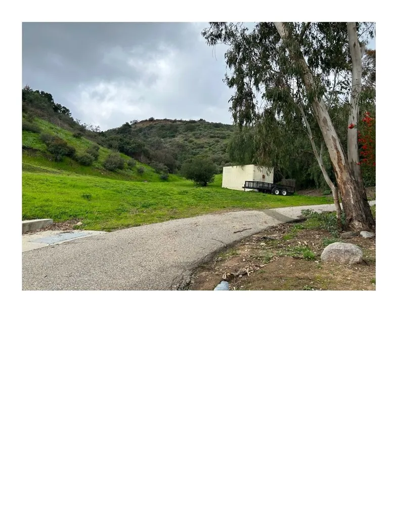 8600 DAY Sunland, CA 91040