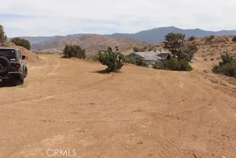 Kashmere Canyon Road