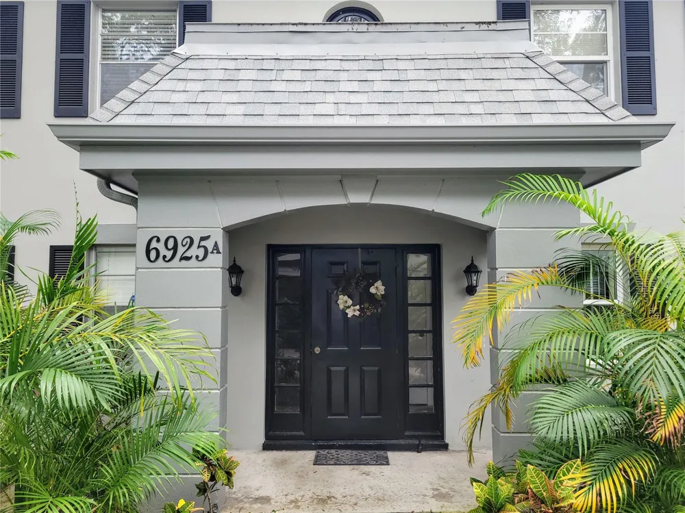 6925-A AVENUE DES PALAIS #1A South Pasadena, FL 33707