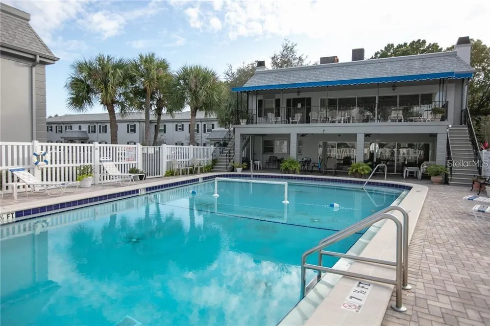 6925-A AVENUE DES PALAIS #1A South Pasadena, FL 33707
