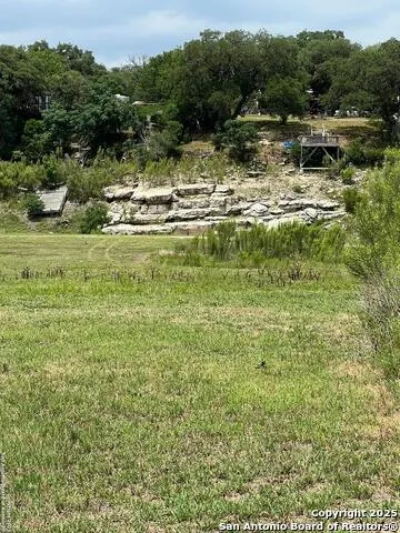 168 WATER ST Pipe Creek, TX 78063