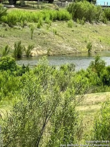 168 WATER ST Pipe Creek, TX 78063