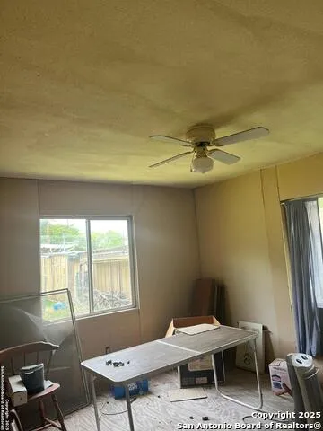 168 WATER ST Pipe Creek, TX 78063