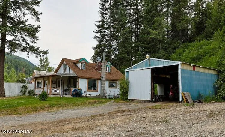 164 W Fork Pine Creek Road Pinehurst, ID 83850