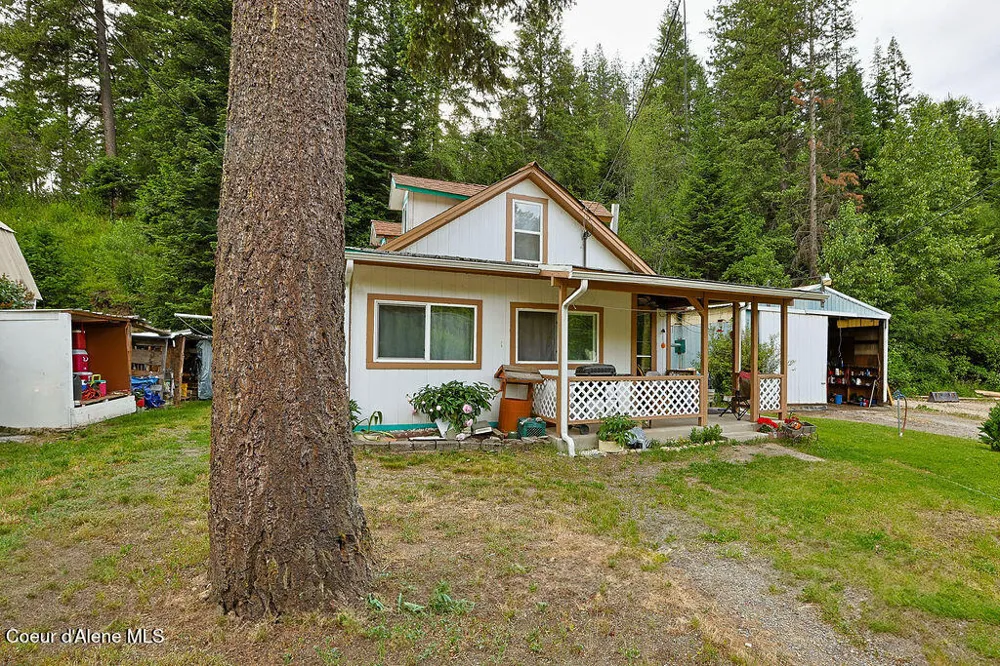 164 W Fork Pine Creek Road Pinehurst, ID 83850