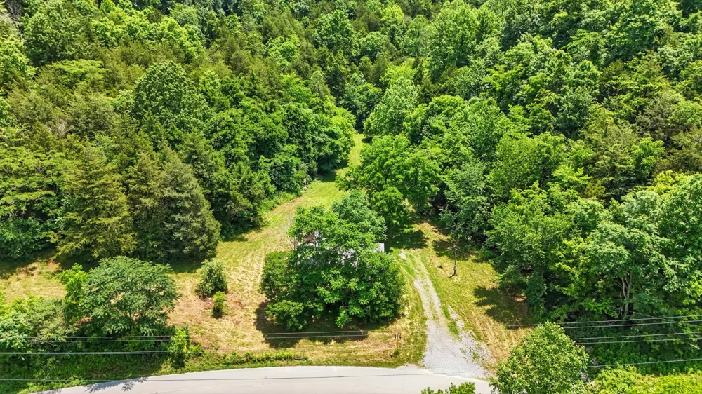 4006 Stones River Rd Woodbury, TN 37190