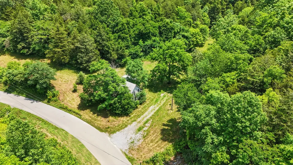 4006 Stones River Rd Woodbury, TN 37190