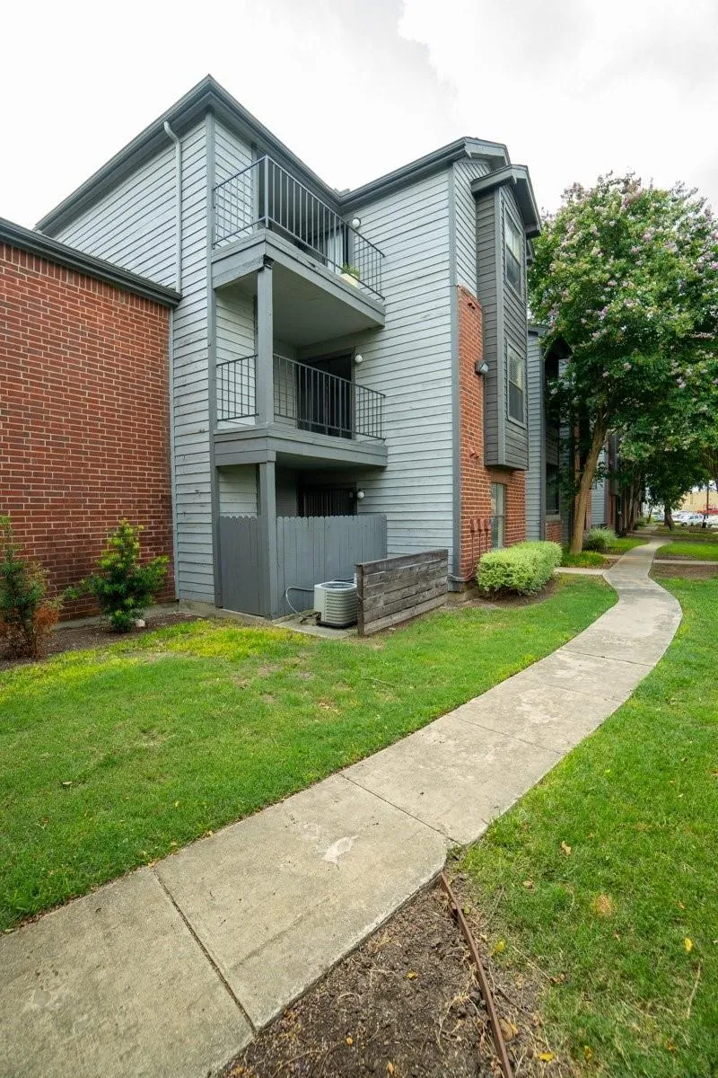 1400 Clarewood Dr San Marcos, TX 78666