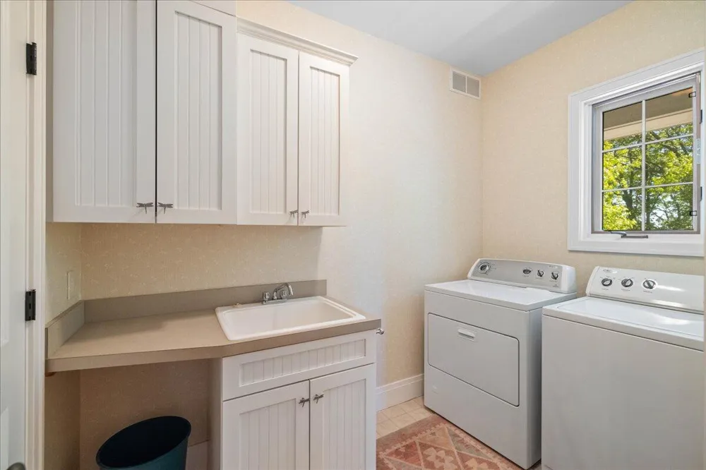4679 Forest Ridge Drive Laketown Township, MI 49423