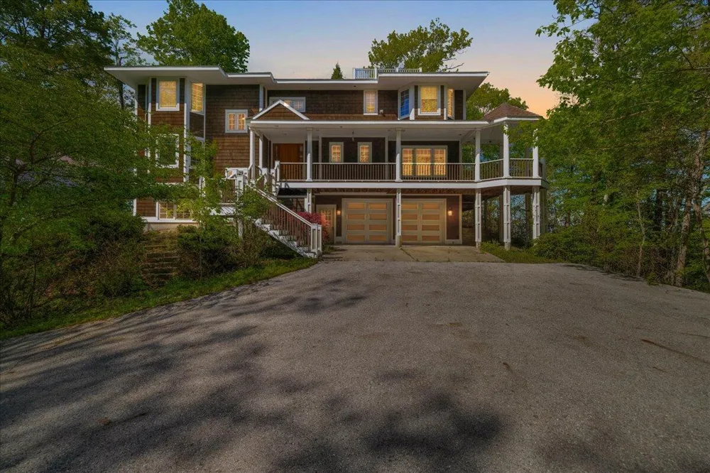 4679 Forest Ridge Drive Laketown Township, MI 49423