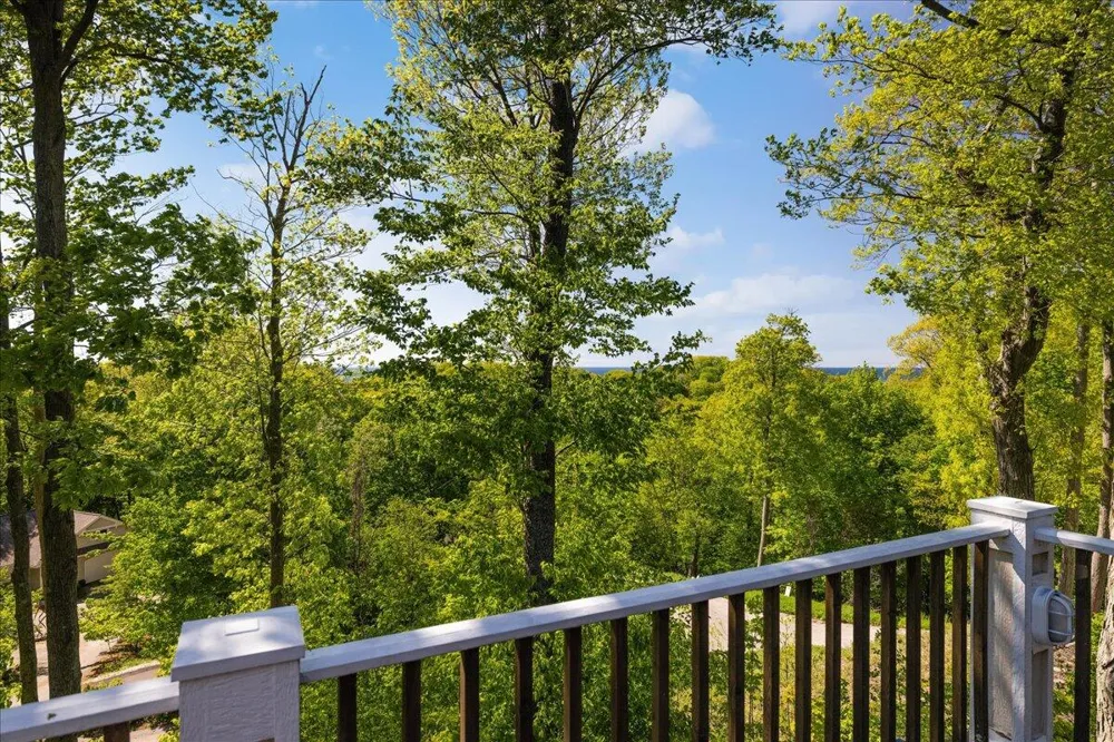 4679 Forest Ridge Drive Laketown Township, MI 49423