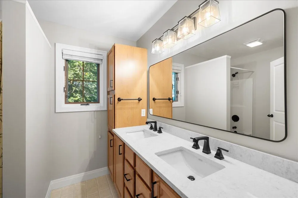 4679 Forest Ridge Drive Laketown Township, MI 49423