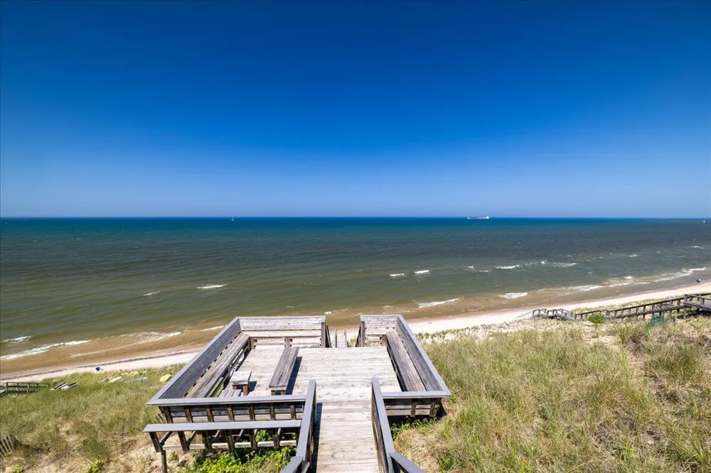 4679 Forest Ridge Drive Laketown Township, MI 49423