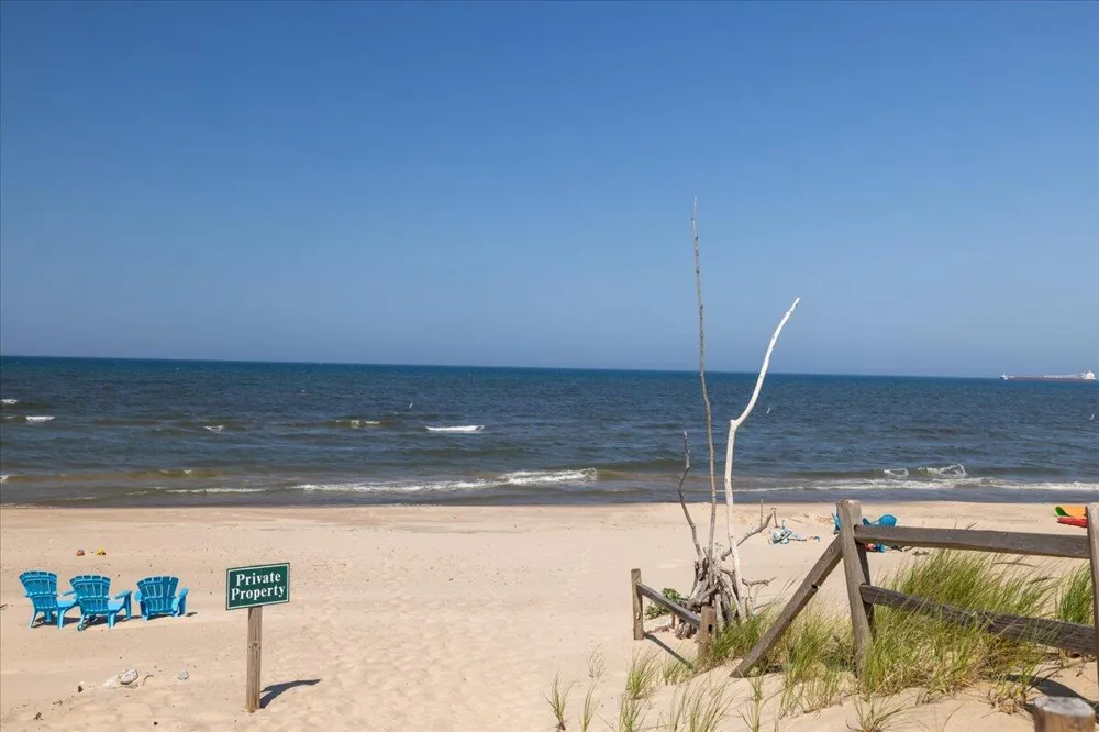 4679 Forest Ridge Drive Laketown Township, MI 49423