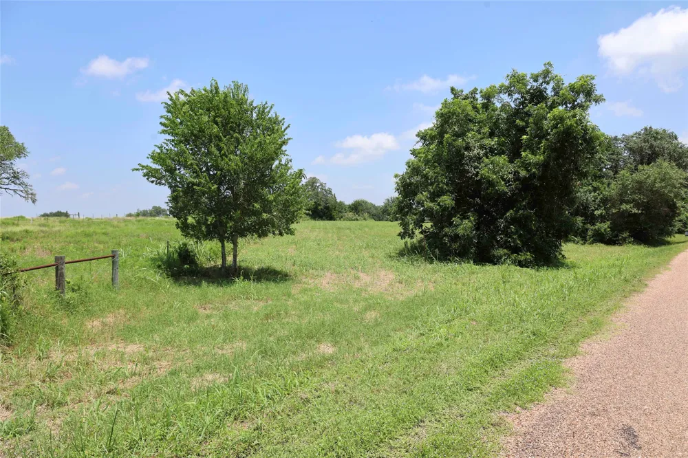 5109 Hranicky Road Schulenburg, TX 78956
