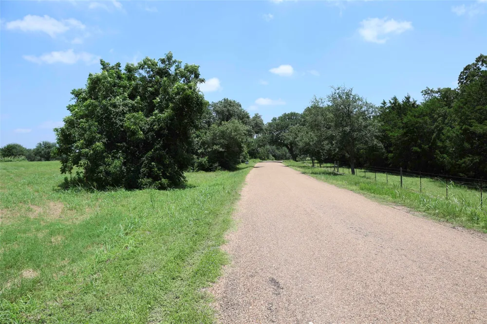 5109 Hranicky Road Schulenburg, TX 78956