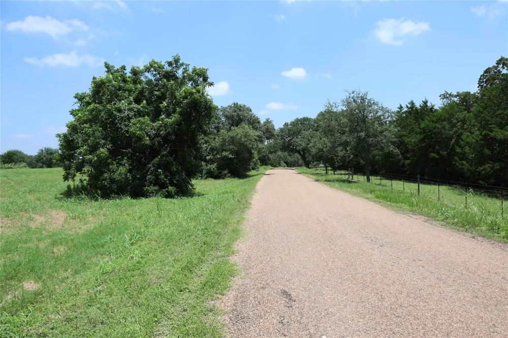 5109 Hranicky Road Schulenburg, TX 78956