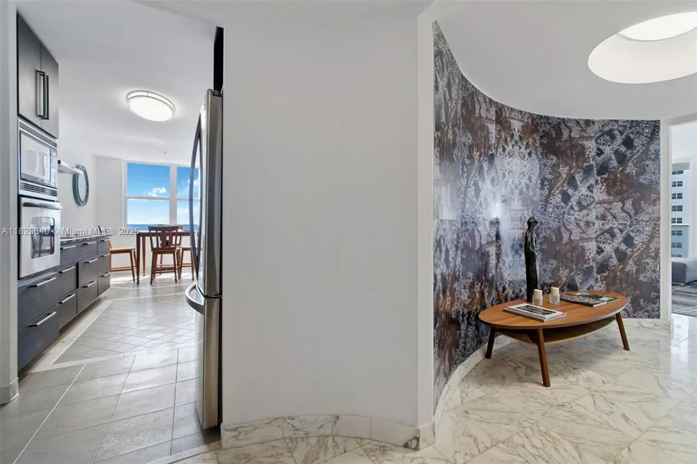 2751 S Ocean Dr #505N Hollywood, FL 33019