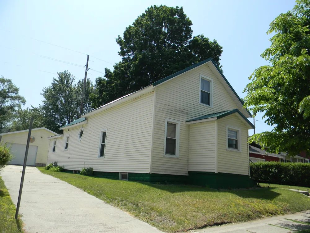 302 First Street Ludington City, MI 49431