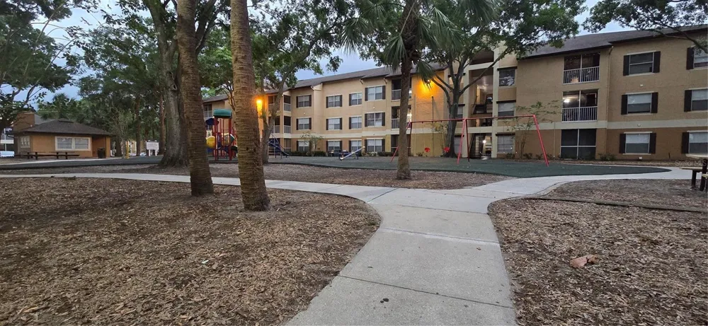7606 PISSARRO DRIVE #14106 Orlando, FL 32819