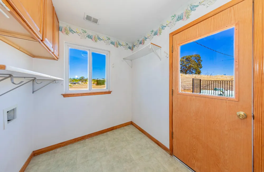 35095 Rough Rider Way Raymond, CA 93653