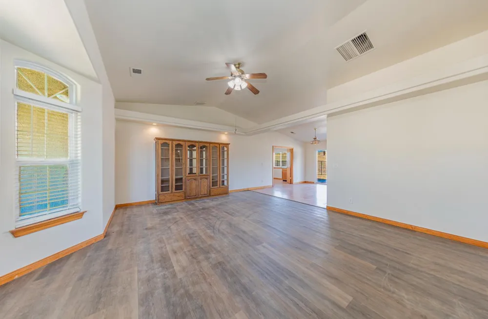 35095 Rough Rider Way Raymond, CA 93653