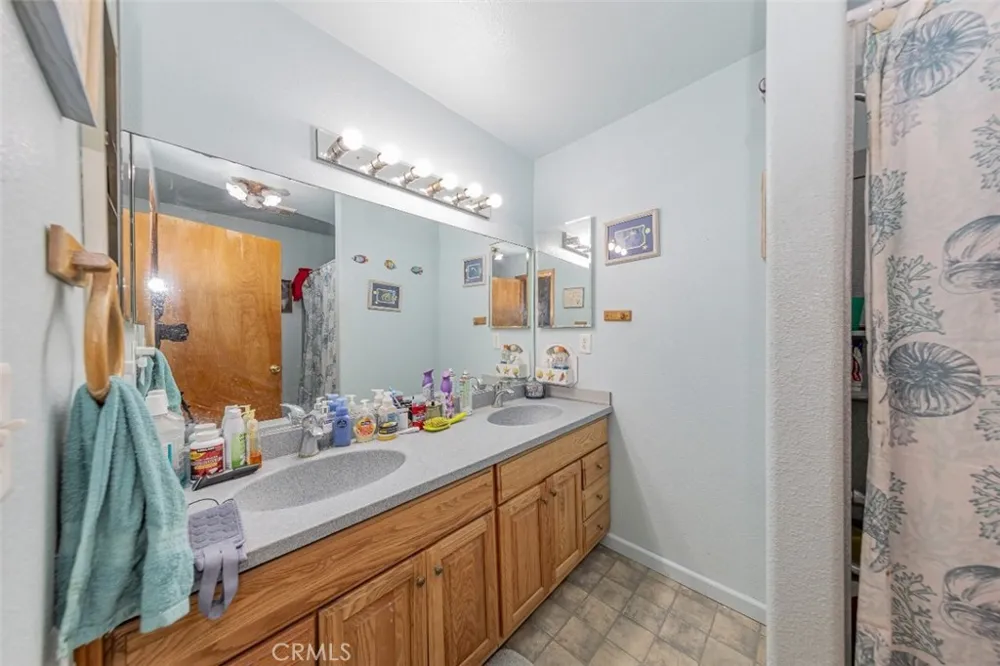 35095 Rough Rider Way Raymond, CA 93653