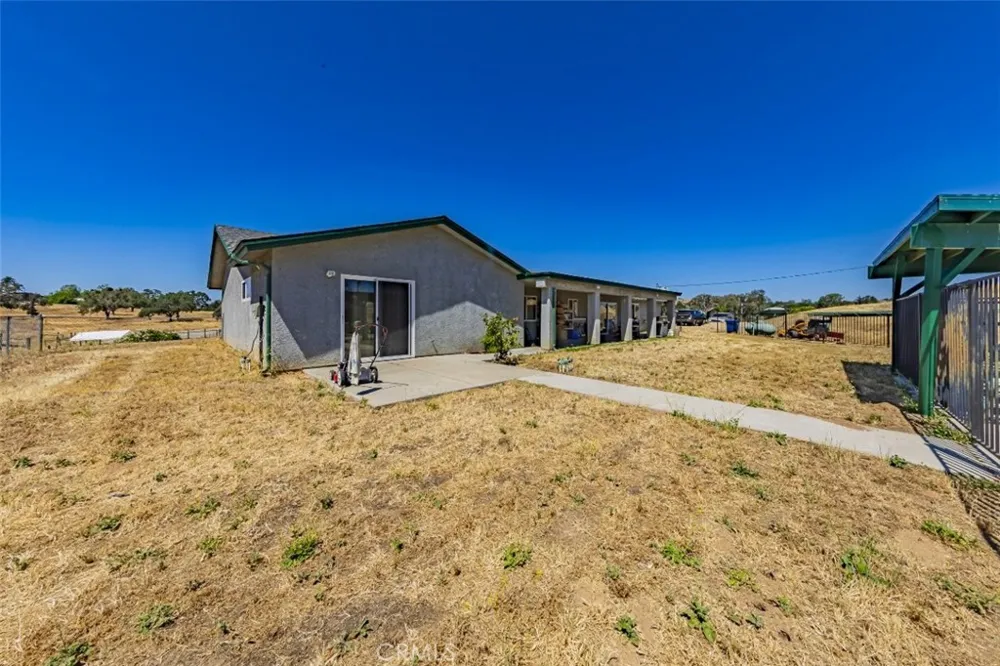 35095 Rough Rider Way Raymond, CA 93653