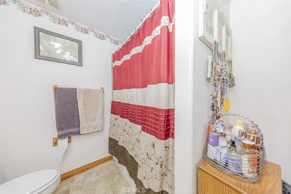 35095 Rough Rider Way Raymond, CA 93653