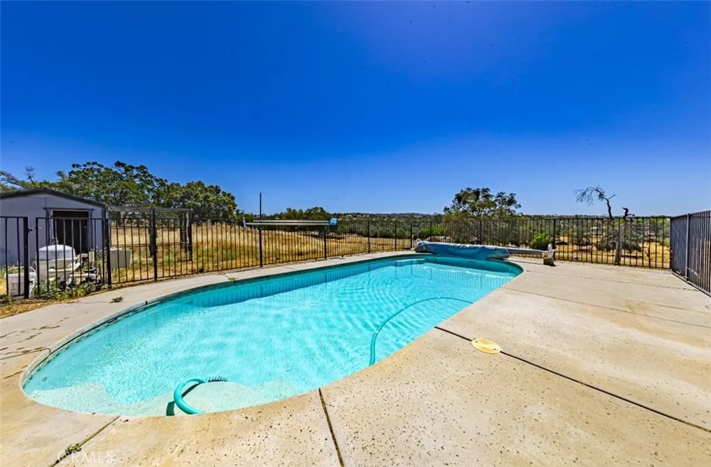 35095 Rough Rider Way Raymond, CA 93653