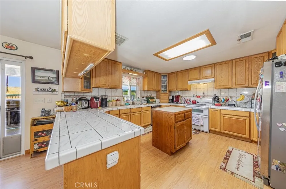 35095 Rough Rider Way Raymond, CA 93653