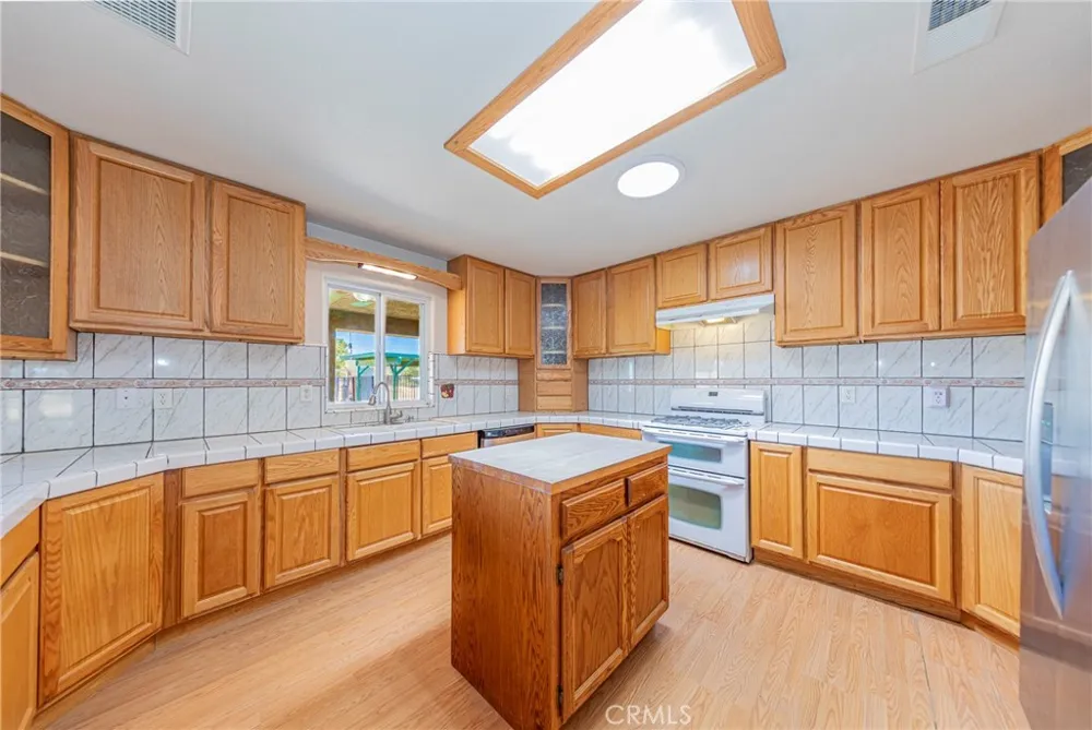 35095 Rough Rider Way Raymond, CA 93653