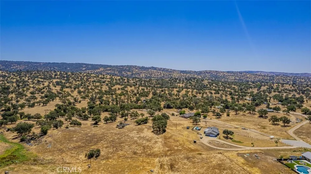 35095 Rough Rider Way Raymond, CA 93653