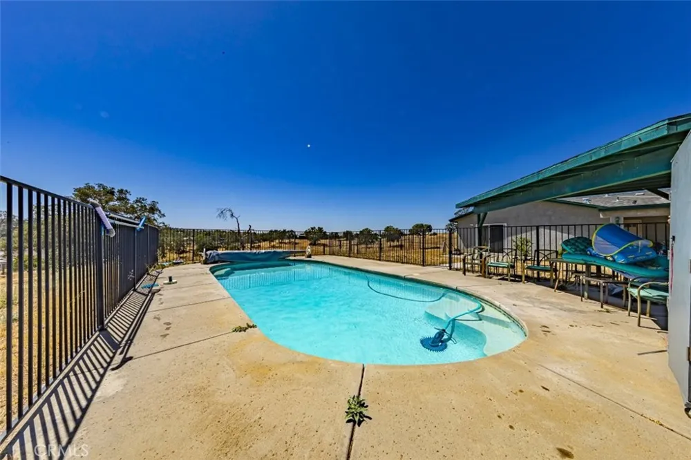 35095 Rough Rider Way Raymond, CA 93653