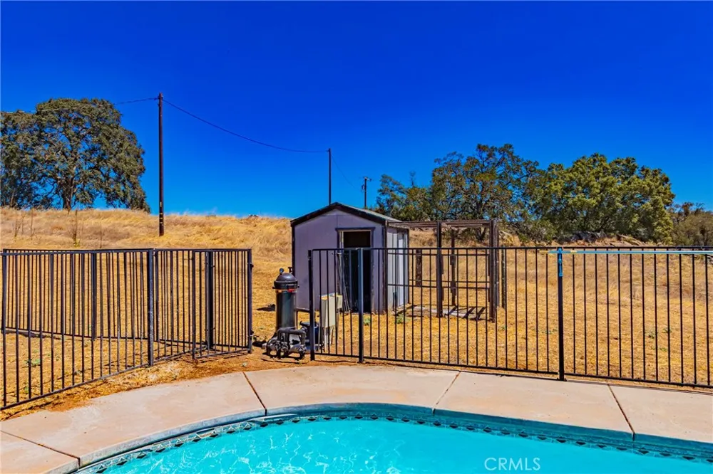 35095 Rough Rider Way Raymond, CA 93653