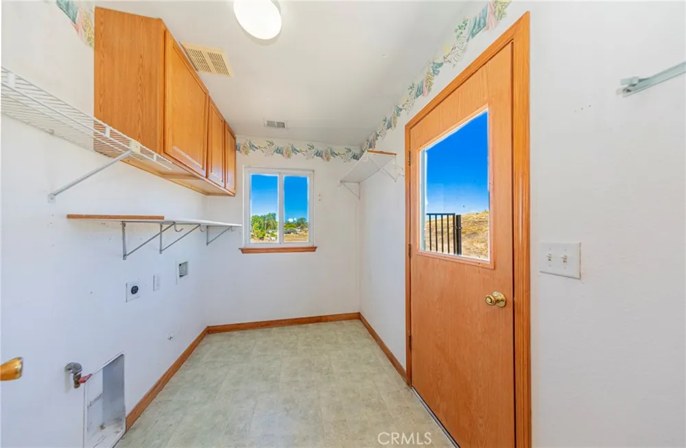 35095 Rough Rider Way Raymond, CA 93653