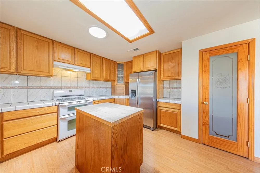 35095 Rough Rider Way Raymond, CA 93653