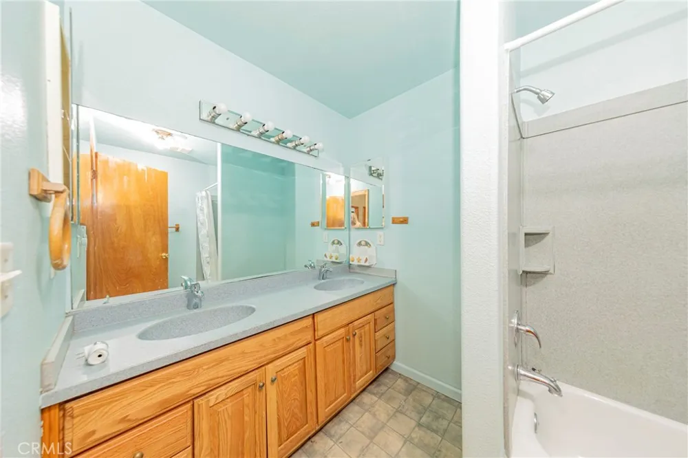 35095 Rough Rider Way Raymond, CA 93653