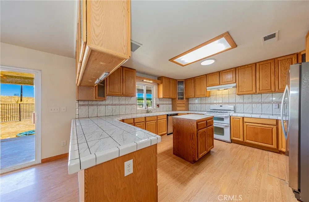 35095 Rough Rider Way Raymond, CA 93653