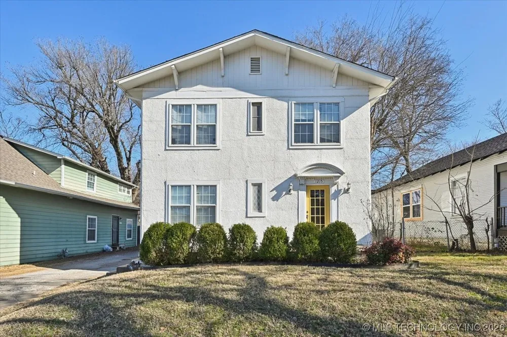 1215 S Quincy Avenue